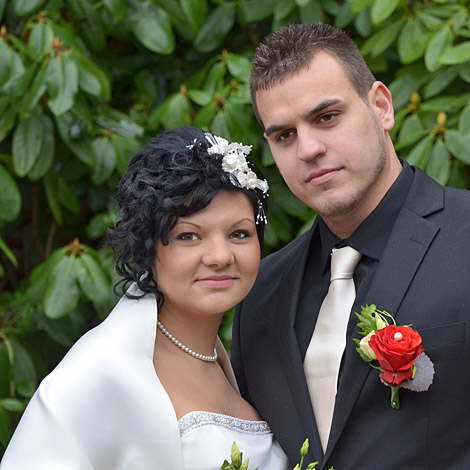 Hochzeitspaar im Schlosspark
